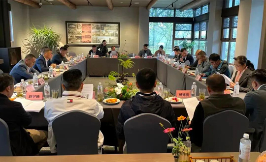 苏州市装修装饰行业协会召开2022年下半年会长会议